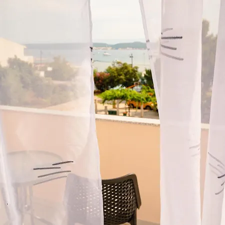 Natalija 4 Stars Lägenhet *