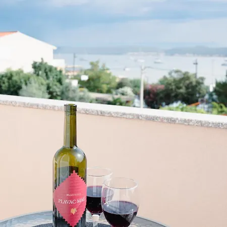 Apartamento Natalija 4 Stars *