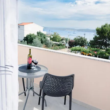 Apartamento Natalija 4 Stars *
