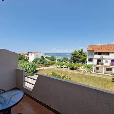 Natalija 4 Stars Apartment