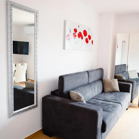 Apartment Natalija 4 Stars Mrljane