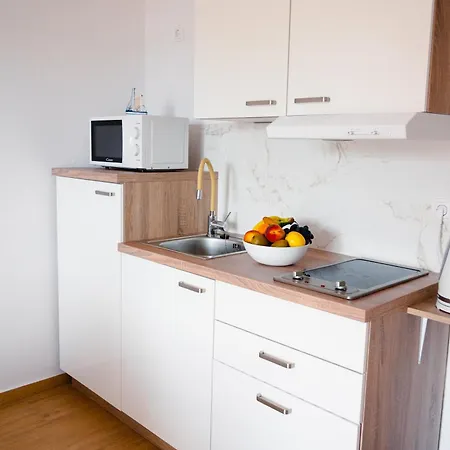 Natalija 4 Stars Apartment