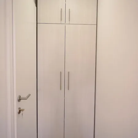 Natalija 4 Stars Apartment *