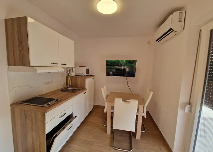 Lägenhet Natalija 4 Stars Mrljane