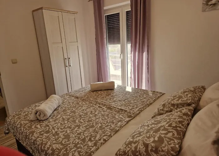 Lägenhet Natalija 4 Stars *